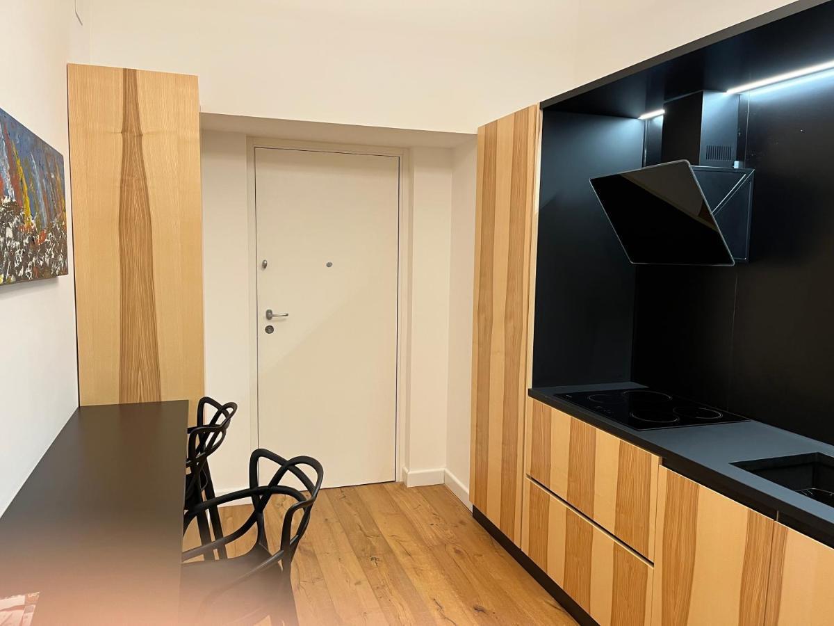 Cala Nera Luxury Apartment Palermo Buitenkant foto